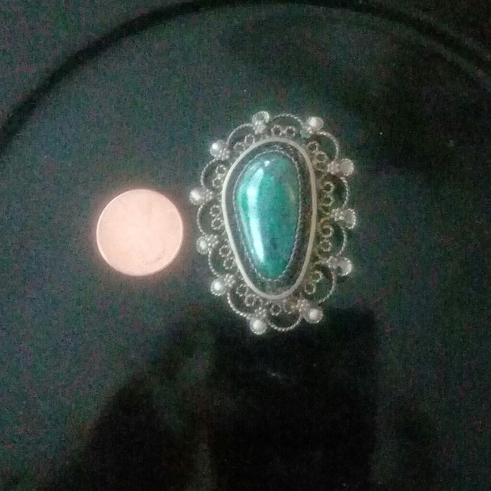 1920s -30sVintage Brooch Ships free